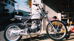 ジェベル200